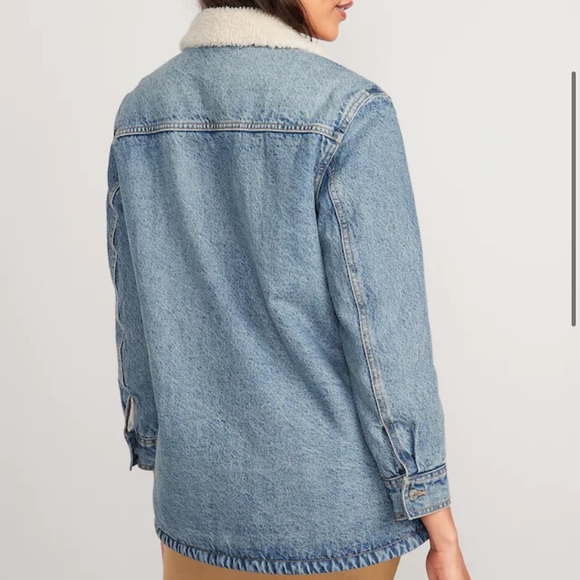 Old navy Sherpa-Lined Non-Stretch Jean Utility Shacket - Picture 2 of 5